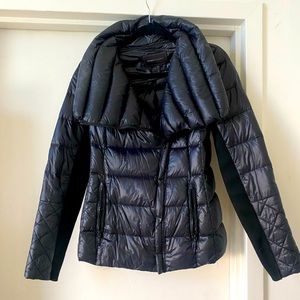 BCBG PUFFER JACKET Size S